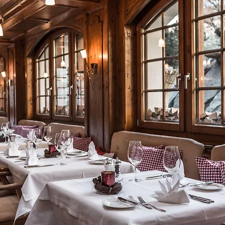 ホテル National - Matterhorn Views, Sunnegga Gateway &