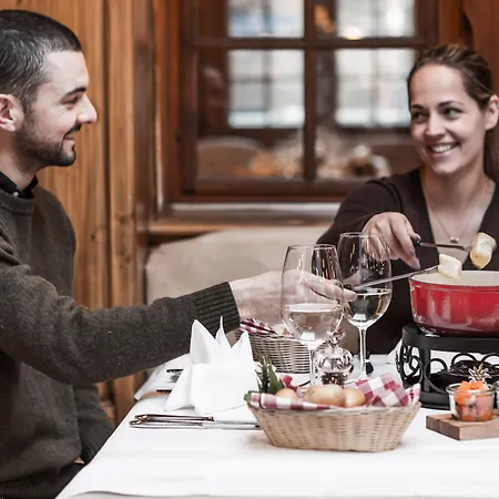 National - Matterhorn Views, Sunnegga Gateway & ホテル