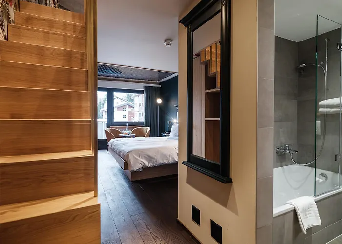 National - Matterhorn Views, Sunnegga Gateway & Hotel 4*