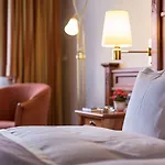 ホテル National - Matterhorn Views, Sunnegga Gateway & 4*