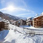 National - Matterhorn Views, Sunnegga Gateway & ホテル